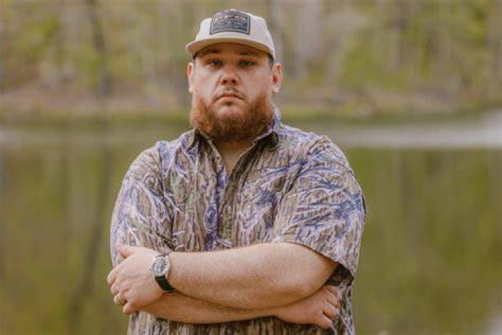 Luke Combs Would 'Really Love' to Lose Weight after Being Called 'Fat
